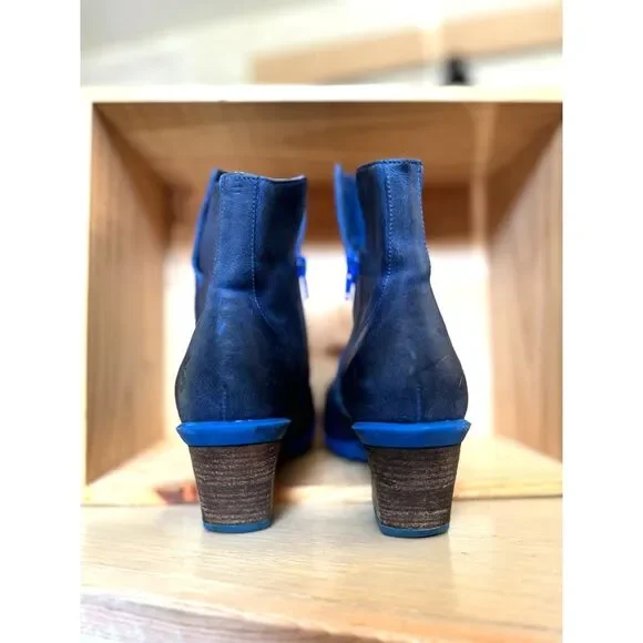 John Fluevog Hopefuls Rosy Royal Blu Buffed Toe 2.25" Heel Leather Booties SZ 6 - Picture 4 of 9